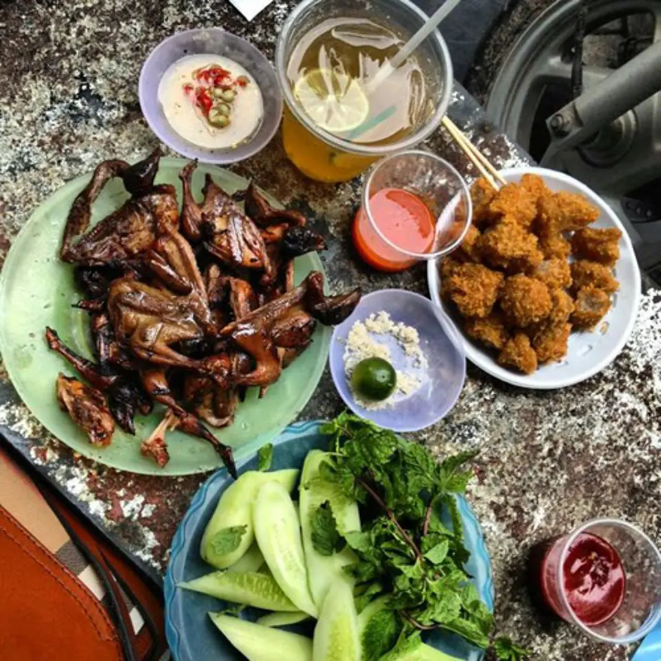ẨM THỰC KHU PHỐ CỔ ẨM THỰC KHU PHỐ CỔ