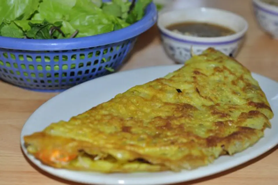 ĂN BÁNH XÈO NGON ĐÚNG CHẤT Ở HÀ NỘI
