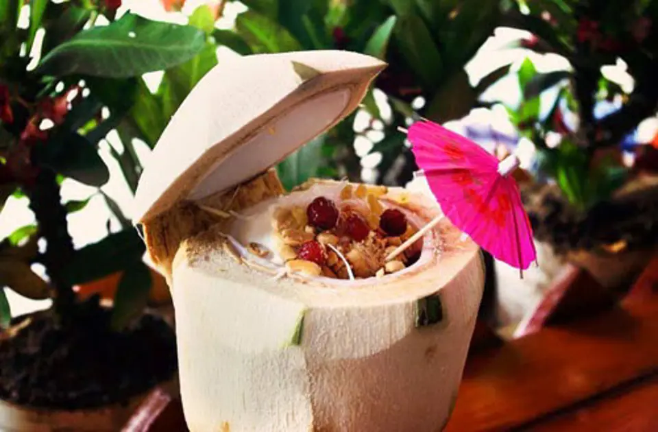 ĂN KEM DỪA NGON Ở HÀ NỘI