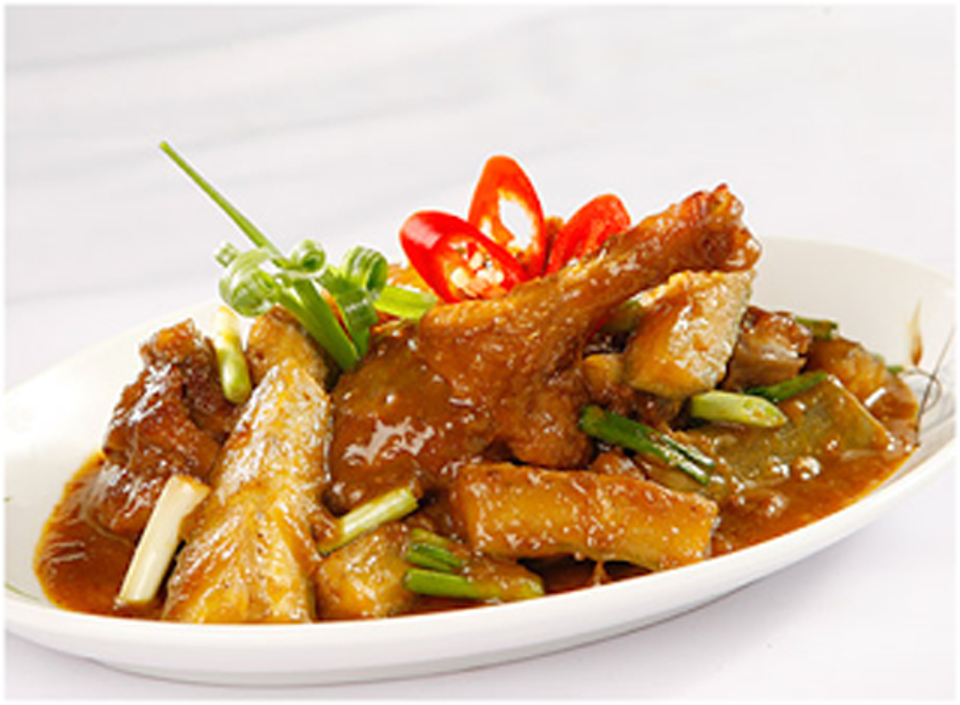 ĂN NGON VỚI VỊT KHO CHUỐI XANH