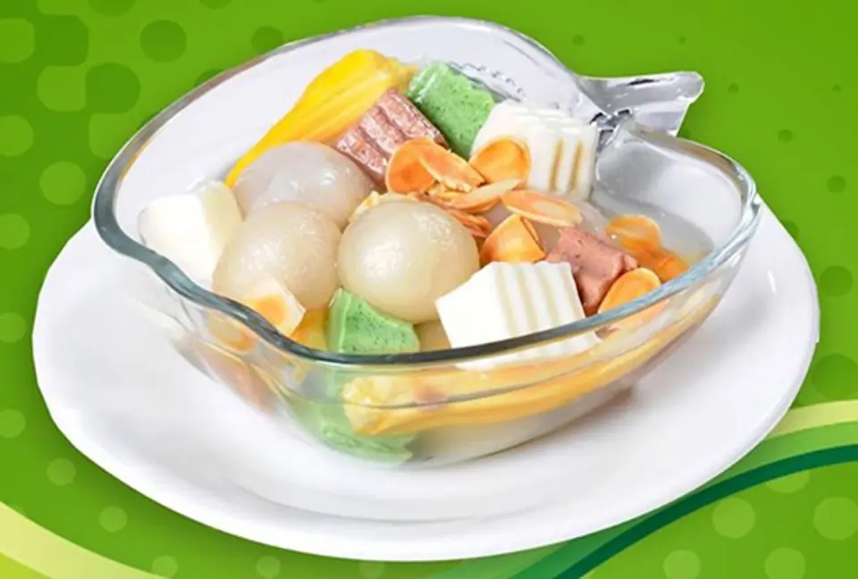 ĂN QUÀ VẶT BÌNH DÂN Ở SÀI GÒN