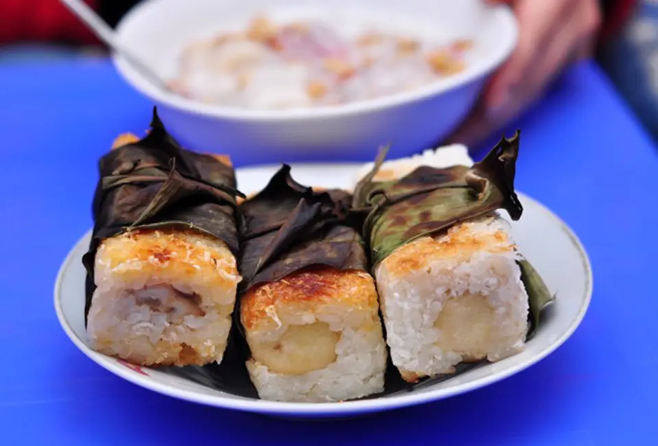 ĂN VẶT PHỐ HÀNG ĐẬU NGON MÀ VUI