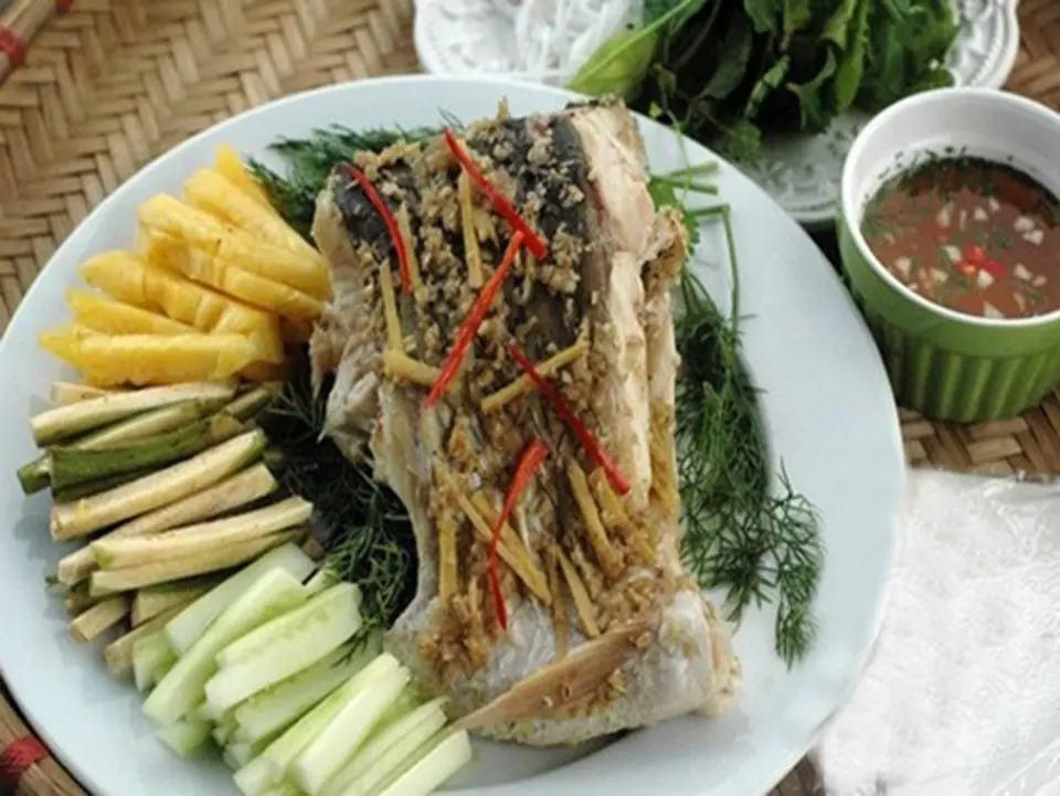 BÚN CUỐN CÁ HẤP MÓN NGON NGÀY NẮNG