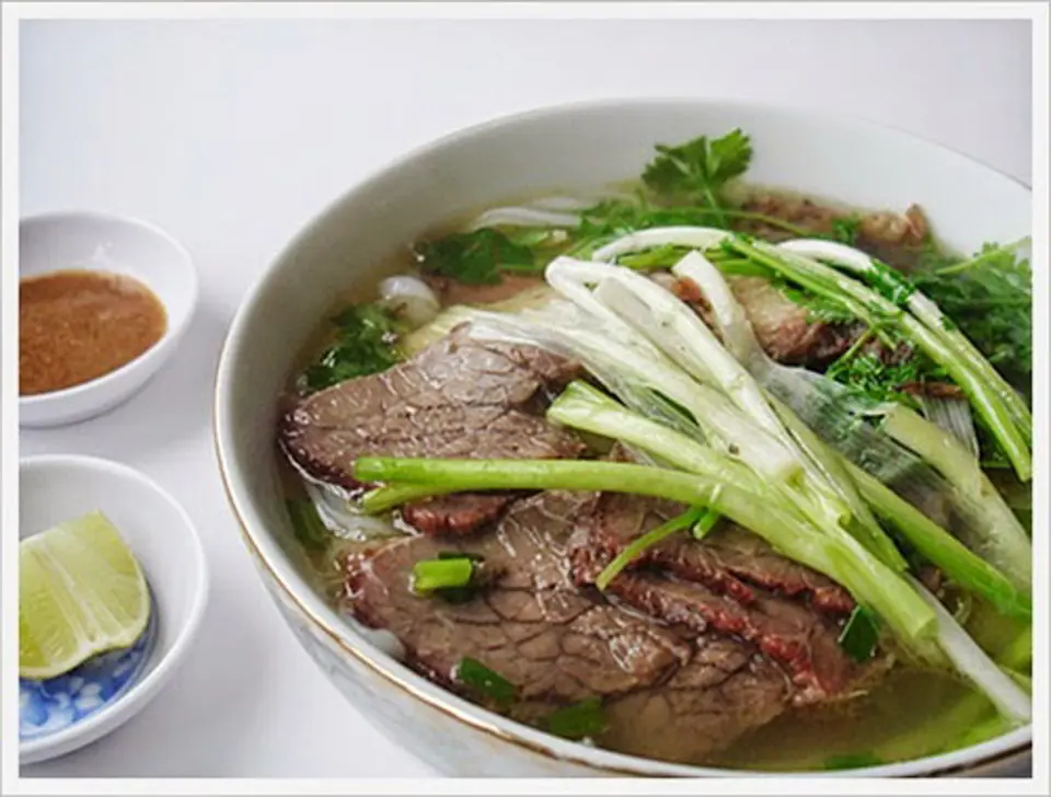 CÁC PHỐ ĂN ĐÊM NGON – RẺ CỦA NGƯỜI HÀ NỘI