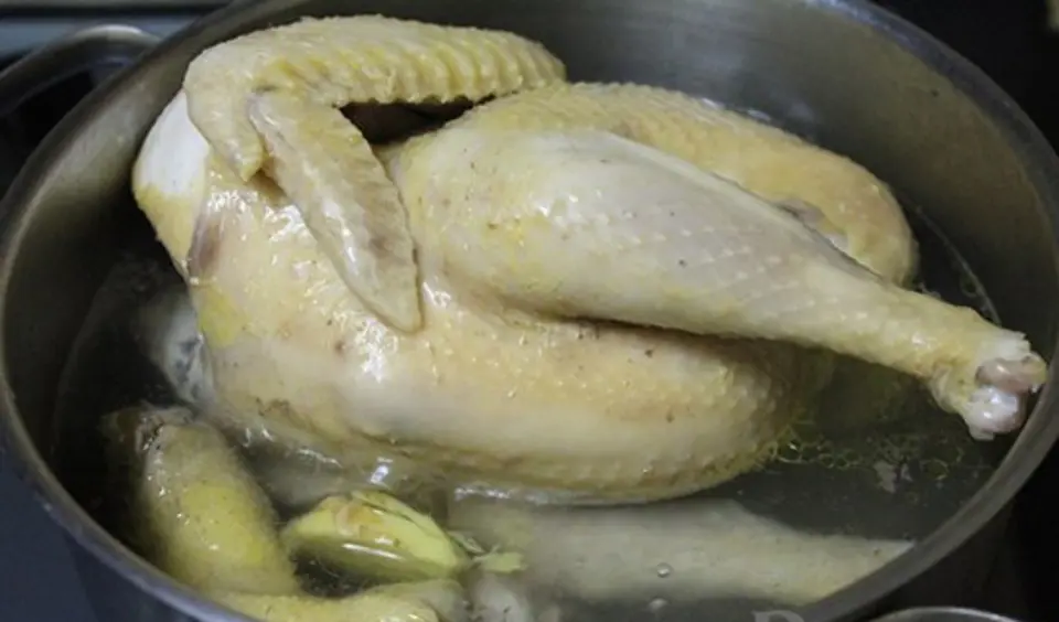 CƠM GÀ HẤP LÁ SEN CƠM GÀ HẤP LÁ SEN