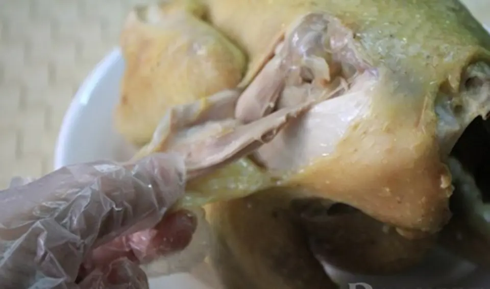 CƠM GÀ HẤP LÁ SEN CƠM GÀ HẤP LÁ SEN
