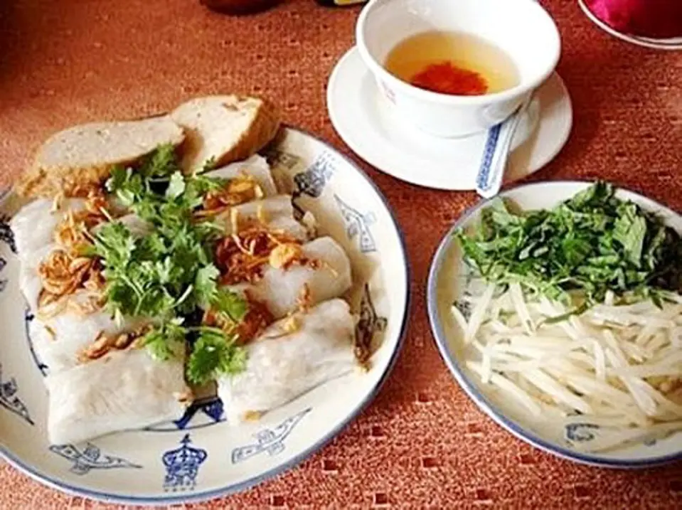 ĐỊA CHỈ BÁNH CUỐN BÁNH ƯỚT NỔI TIẾNG SÀI GÒN
