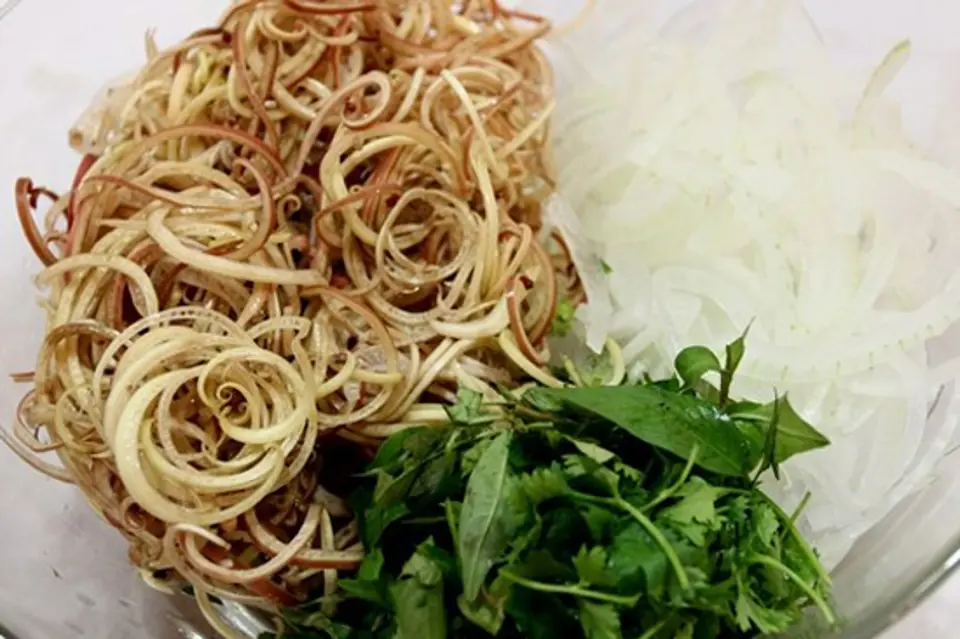 GÀ NỘM HOA CHUỐI MÓN NGON DỄ LÀM