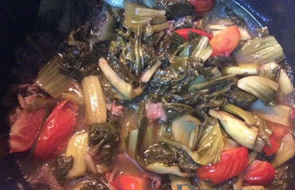 GÂN BÒ HẦM DƯA CHUA MÓN ĂN ĐƯA CƠM NGÀY NẮNG
