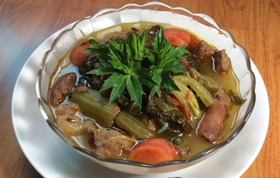 GÂN BÒ HẦM DƯA CHUA MÓN ĂN ĐƯA CƠM NGÀY NẮNG