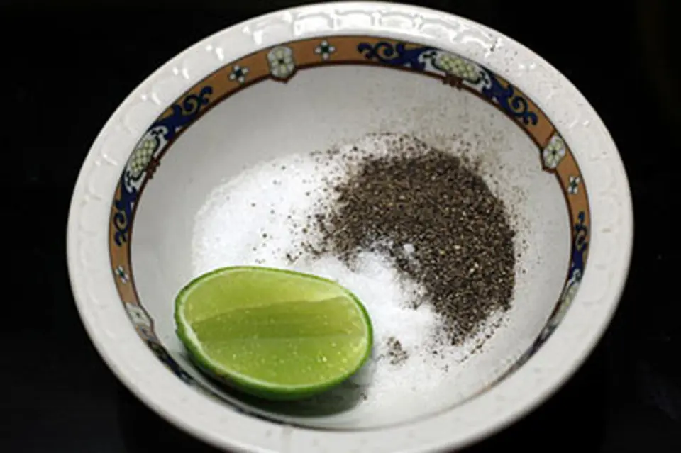LÒNG GÀ TRỘN MÓN ĂN BÌNH DỊ THÂN QUEN