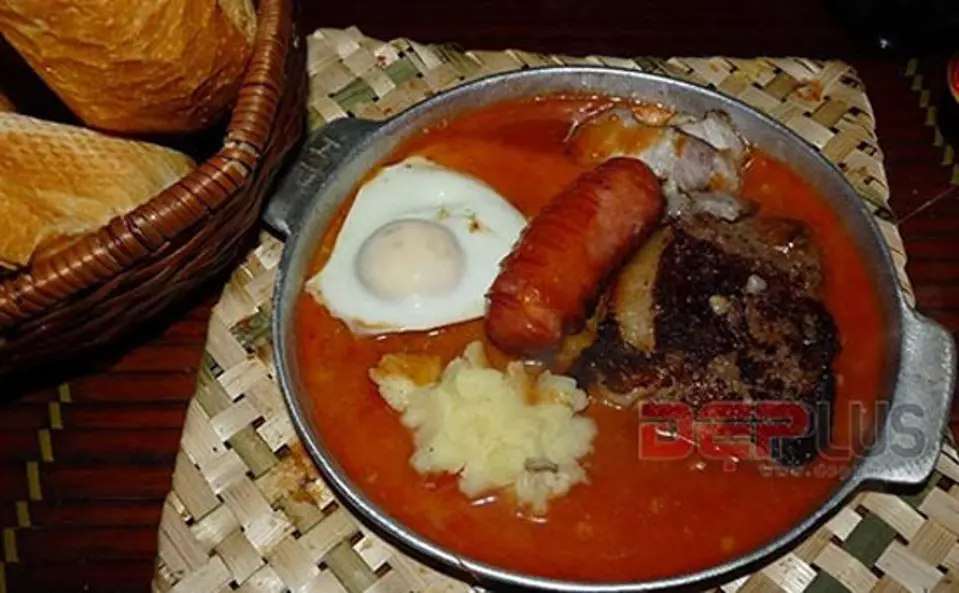 NHỮNG KHU CHỢ CÓ QUÀ VẶT NGON NỨC TIẾNG HÀ NỘI