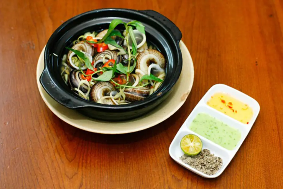 ỐC BÀ ĐEN NỨC TIẾNG SÀI THÀNH