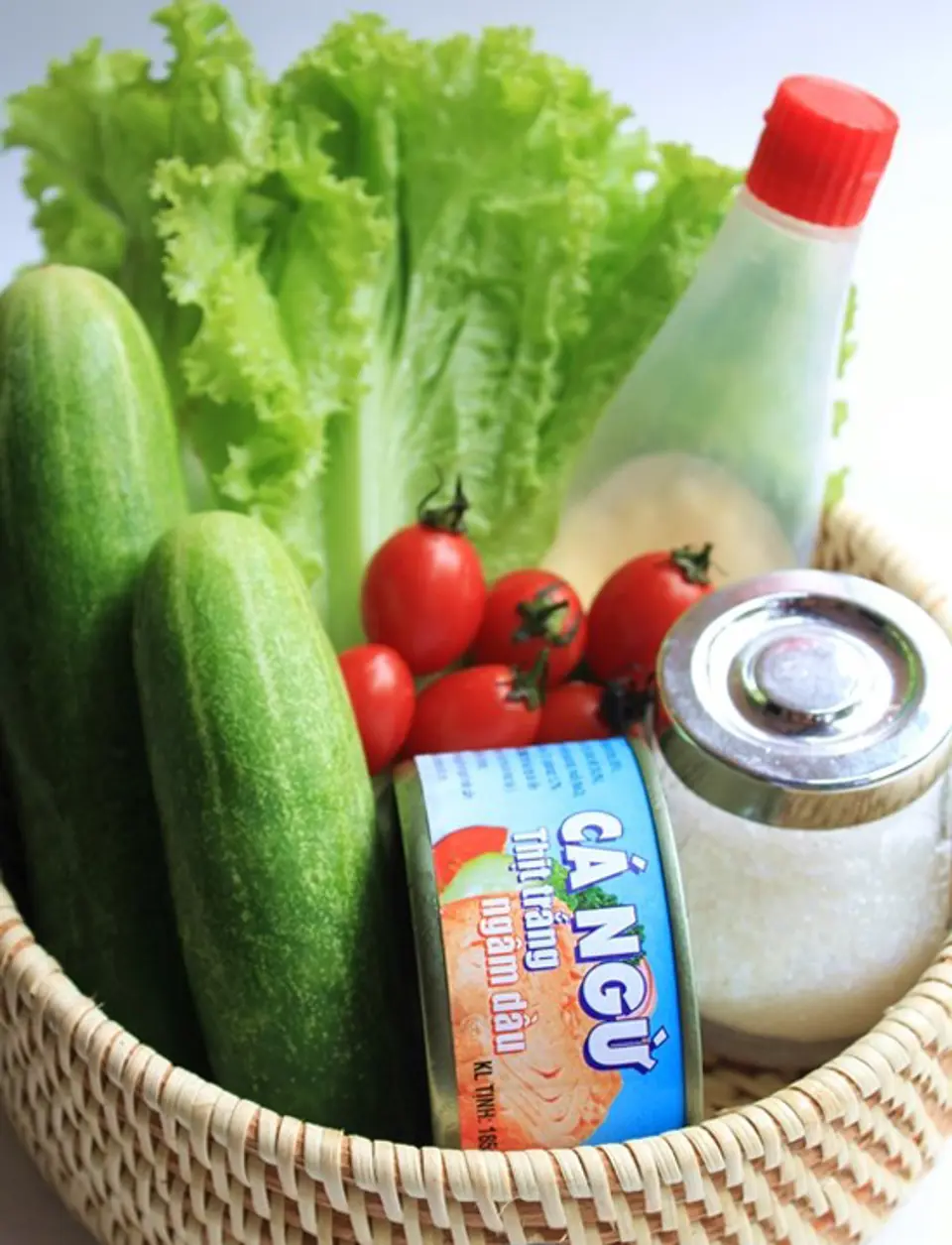 SALAD CÁ NGỪ TƯƠI MÁT MÀ ĐẸP DA SALAD CÁ NGỪ TƯƠI MÁT MÀ ĐẸP DA