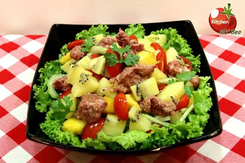 SALAD KIWI TRỘN BÒ HẦM NGON MIỆNG ĐẸP DA