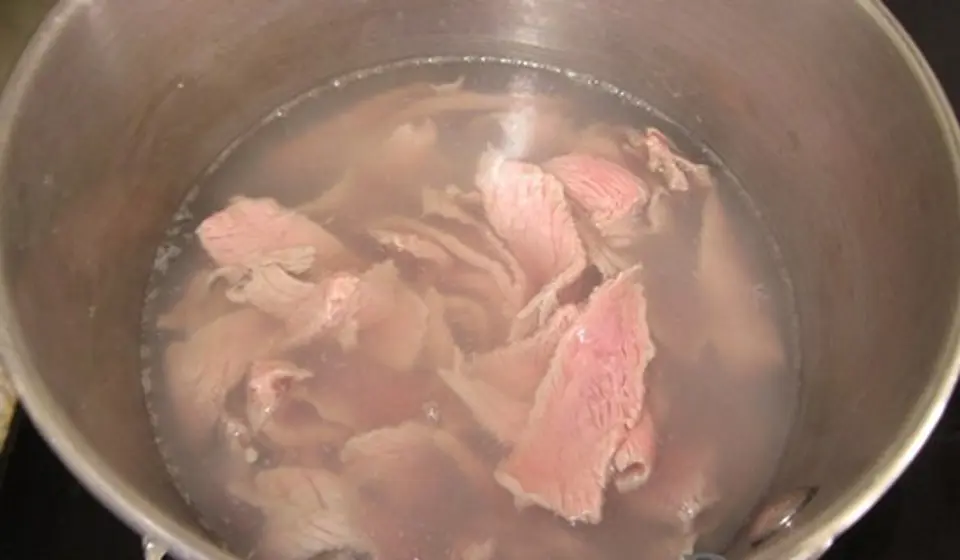 SALAD THỊT BÒ BỔ DƯỠNG DỄ ĂN