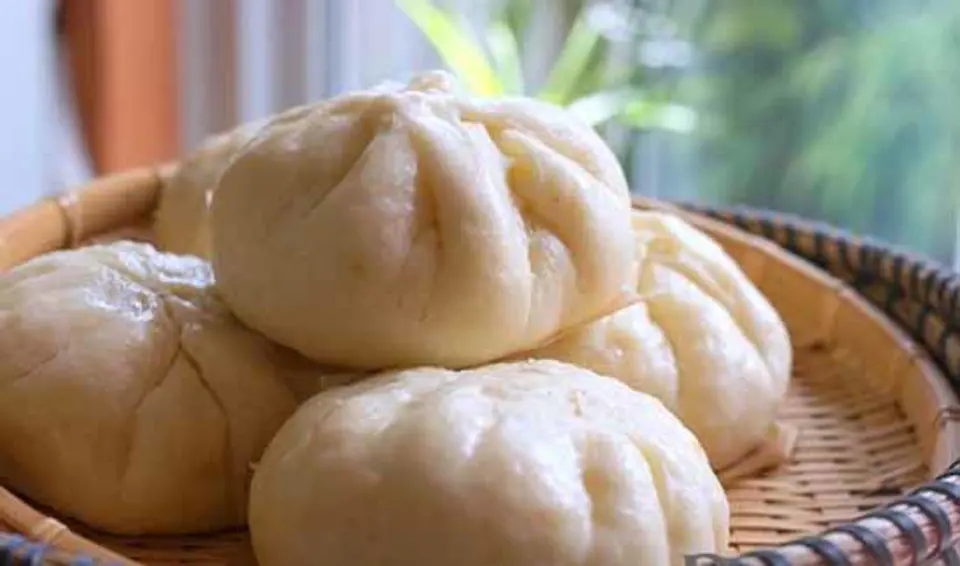 TẬP LÀM BÁNH BAO CHAY ĐÓN RẰM THÁNG 7