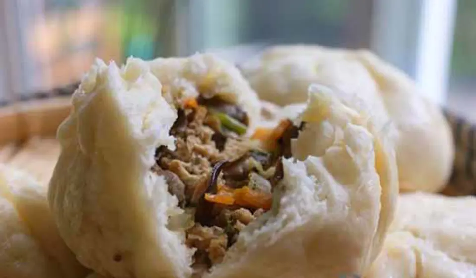 TẬP LÀM BÁNH BAO CHAY ĐÓN RẰM THÁNG 7