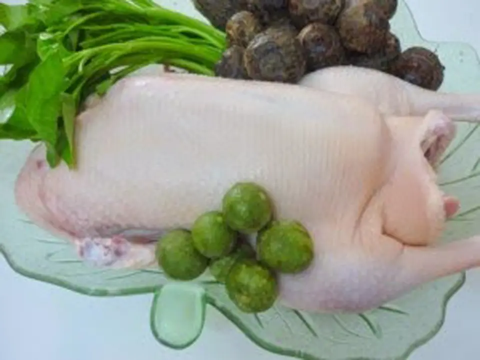 Vịt om sấu món ăn hấp dẫn dễ làm Vịt om sấu món ăn hấp dẫn dễ làm