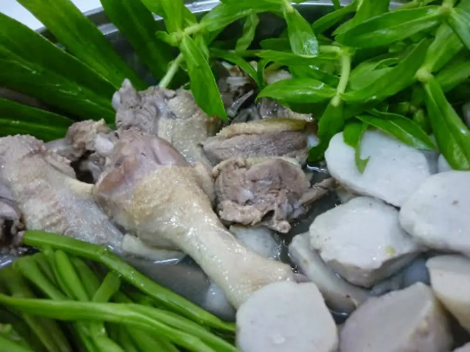 Vịt om sấu món ăn hấp dẫn dễ làm Vịt om sấu món ăn hấp dẫn dễ làm