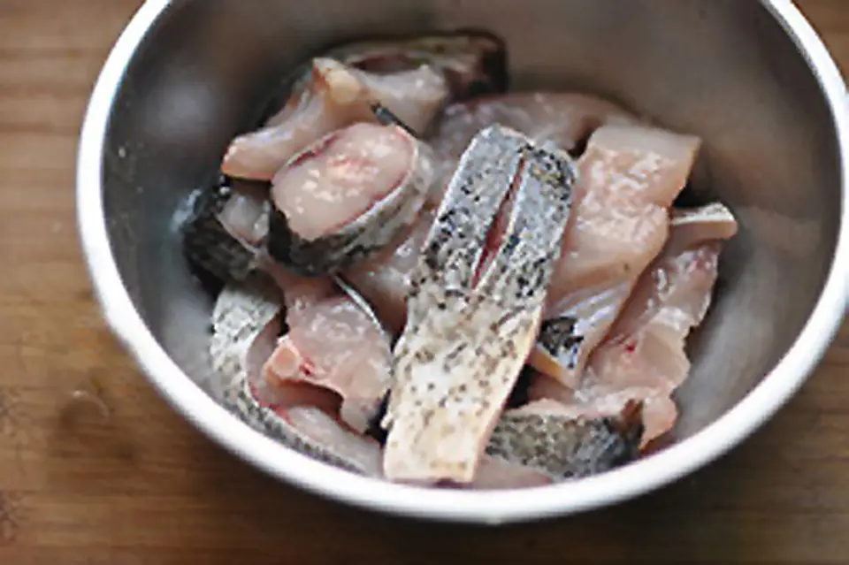 Cá kho cay ngon đúng điệu