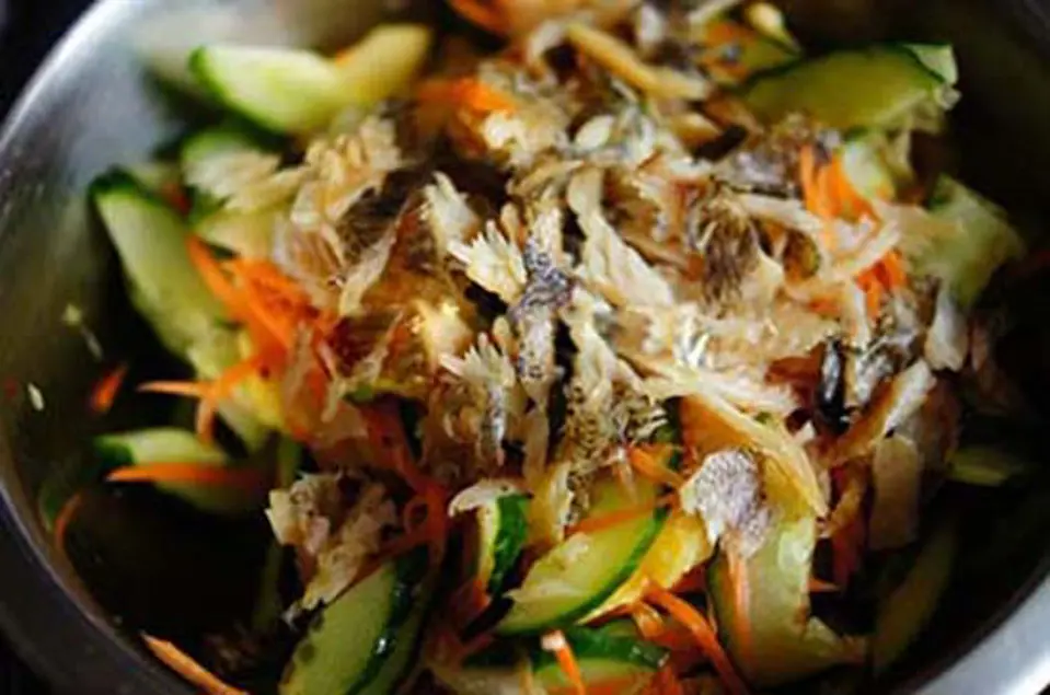 Công thức cho món gỏi khô cá sặc