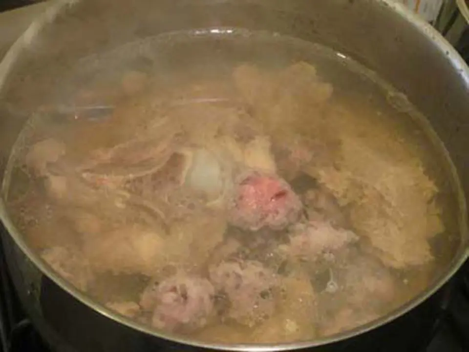 Cuối tuần làm bún mọc thiết đãi cả nhà
