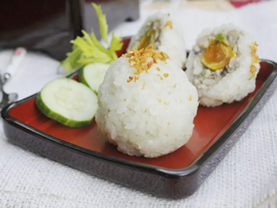 Đổi bữa với xôi Tứ Bảo