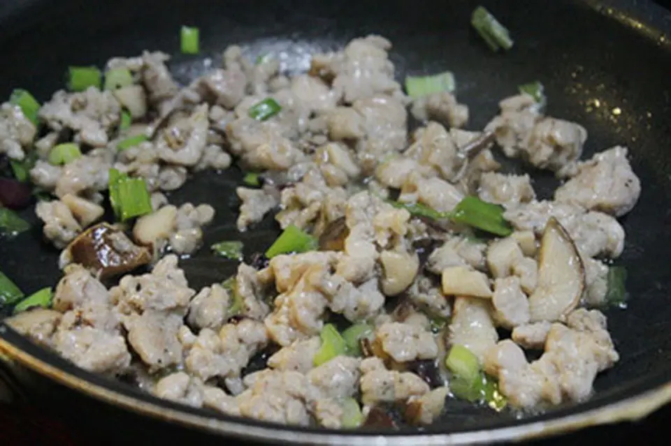 Đổi bữa với xôi Tứ Bảo