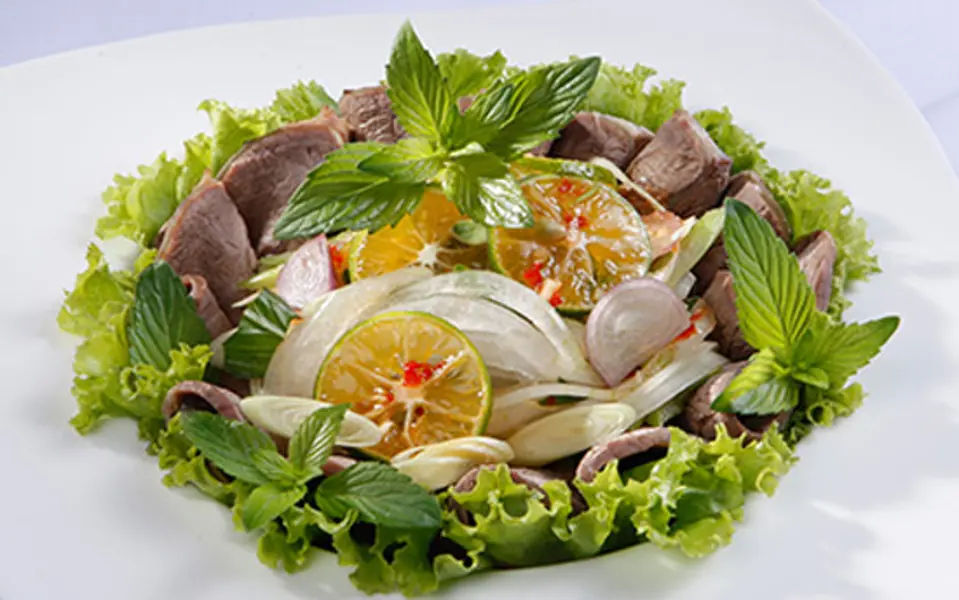 Gỏi bắp bò rau thơm ăn là thích Gỏi bắp bò rau thơm ăn là thích