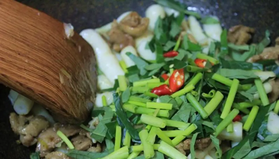 Vịt xào măng trúc ăn là mê