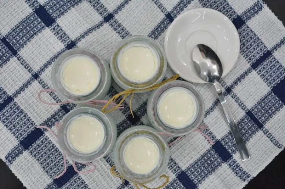 Cách làm sữa chua không bị nhớt