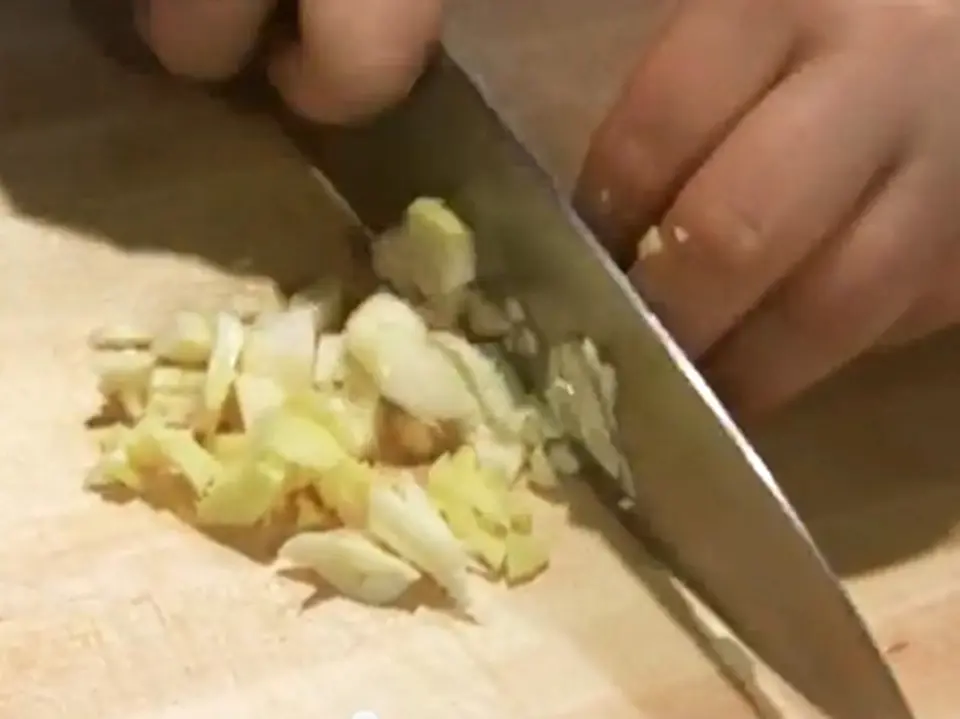 Công thức nấu món thịt thỏ sốt vang