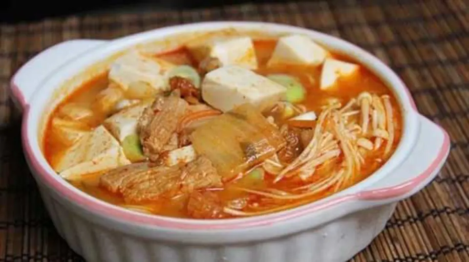 Hướng dẫn nấu canh kim chi rong biển Hướng dẫn nấu canh kim chi rong biển