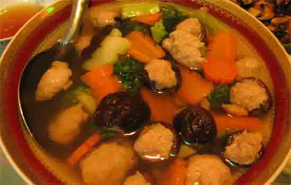 Hướng dẫn nấu món canh nấm đơn giản
