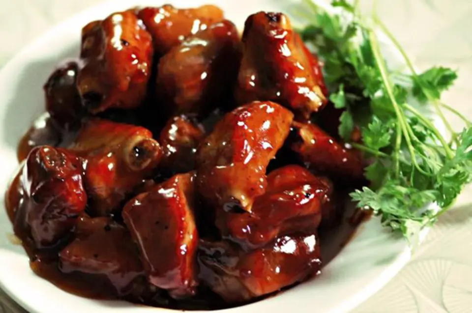 Mẹo làm sườn xào chua ngọt thơm ngon