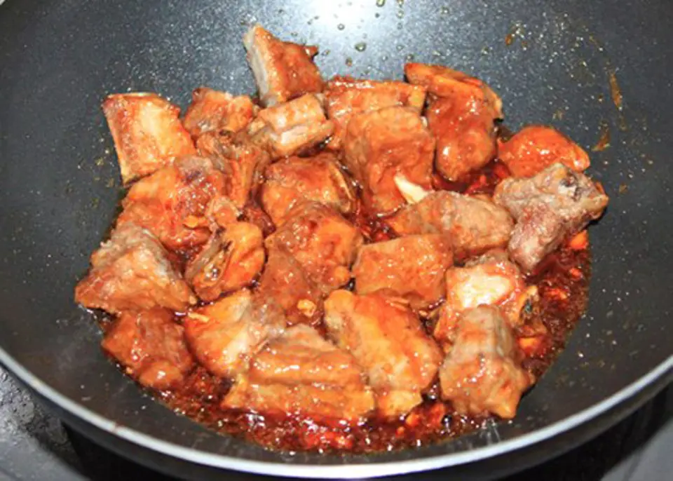 Mẹo làm sườn xào chua ngọt thơm ngon