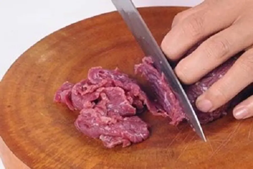Bò xào xốt chua ngọt