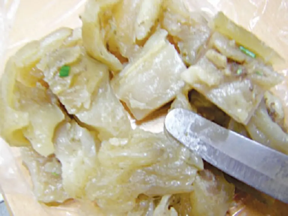 Gân bò xào chua ngọt