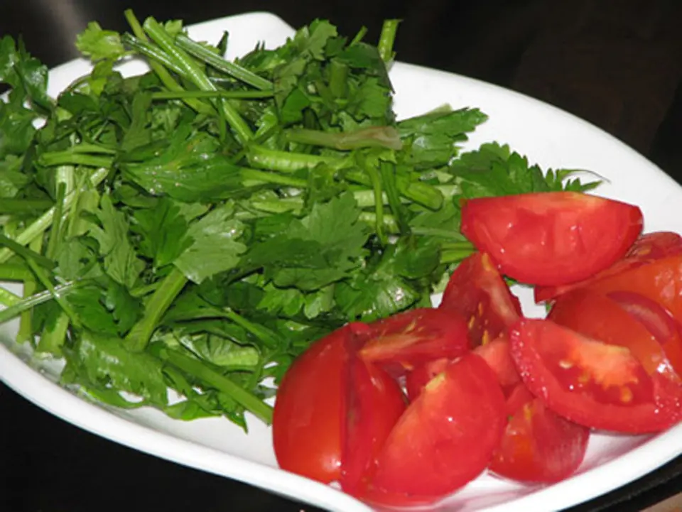 Thịt bò xào hành tây cần tây