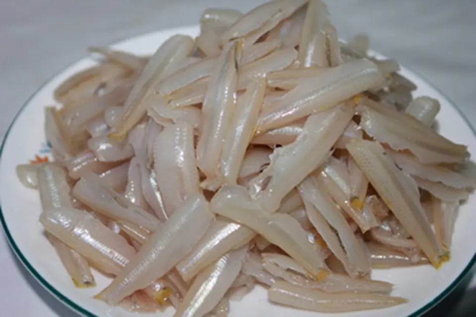 Cách làm cá cơm nấu khế Cách làm cá cơm nấu khế
