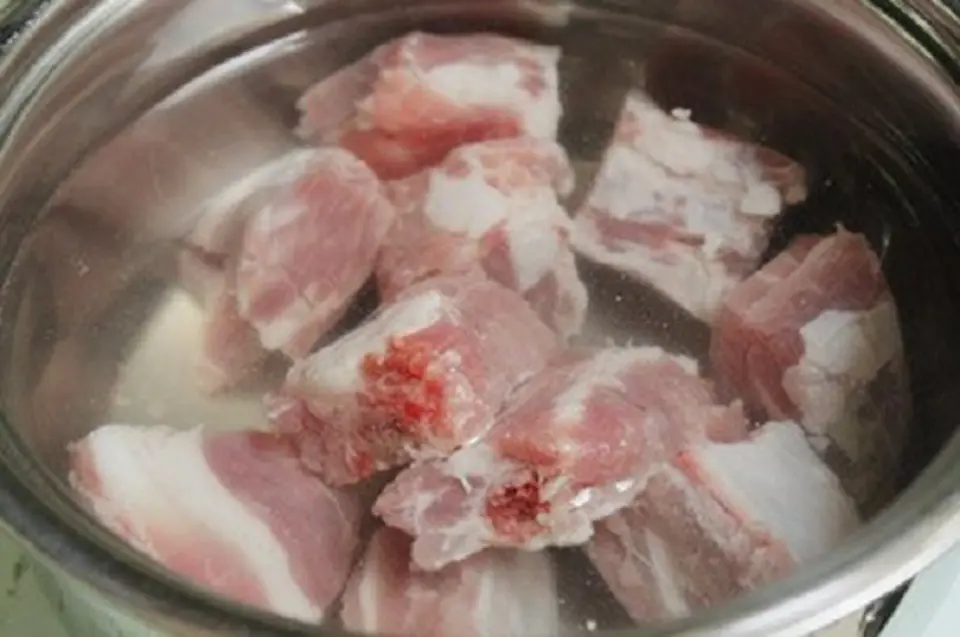 Cách làm sườn sốt cà chua Cách làm sườn sốt cà chua