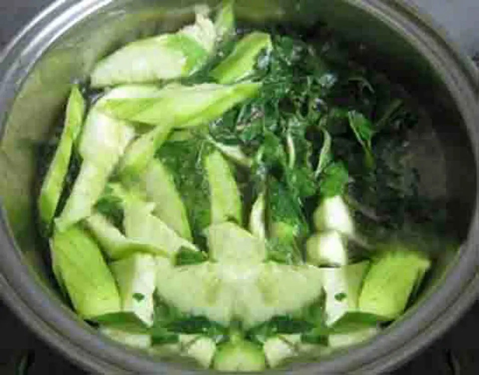 Cách nấu canh mồng tơi rau đay đơn giản