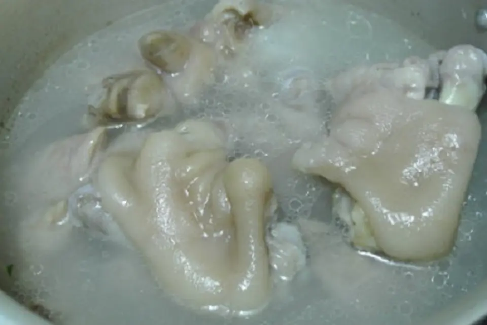 Cách làm món bún bung hoa chuối