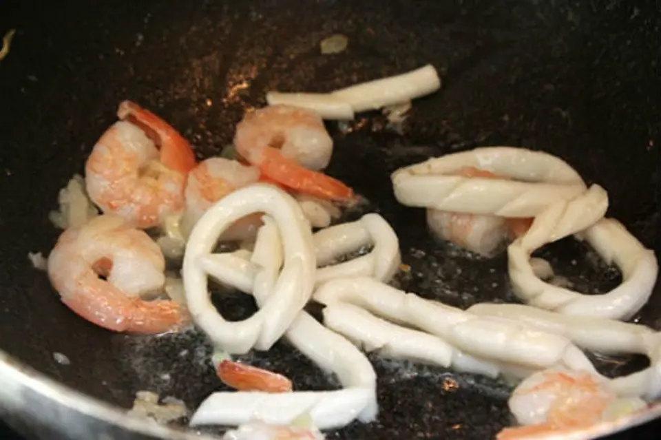 Cách làm phở xào chua ngọt đơn giản ngon miễn chê