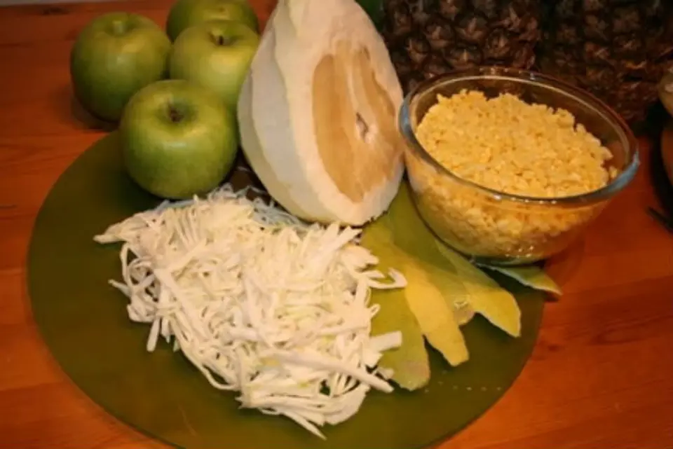 Cách nấu chè bưởi ăn ấm mùa đông