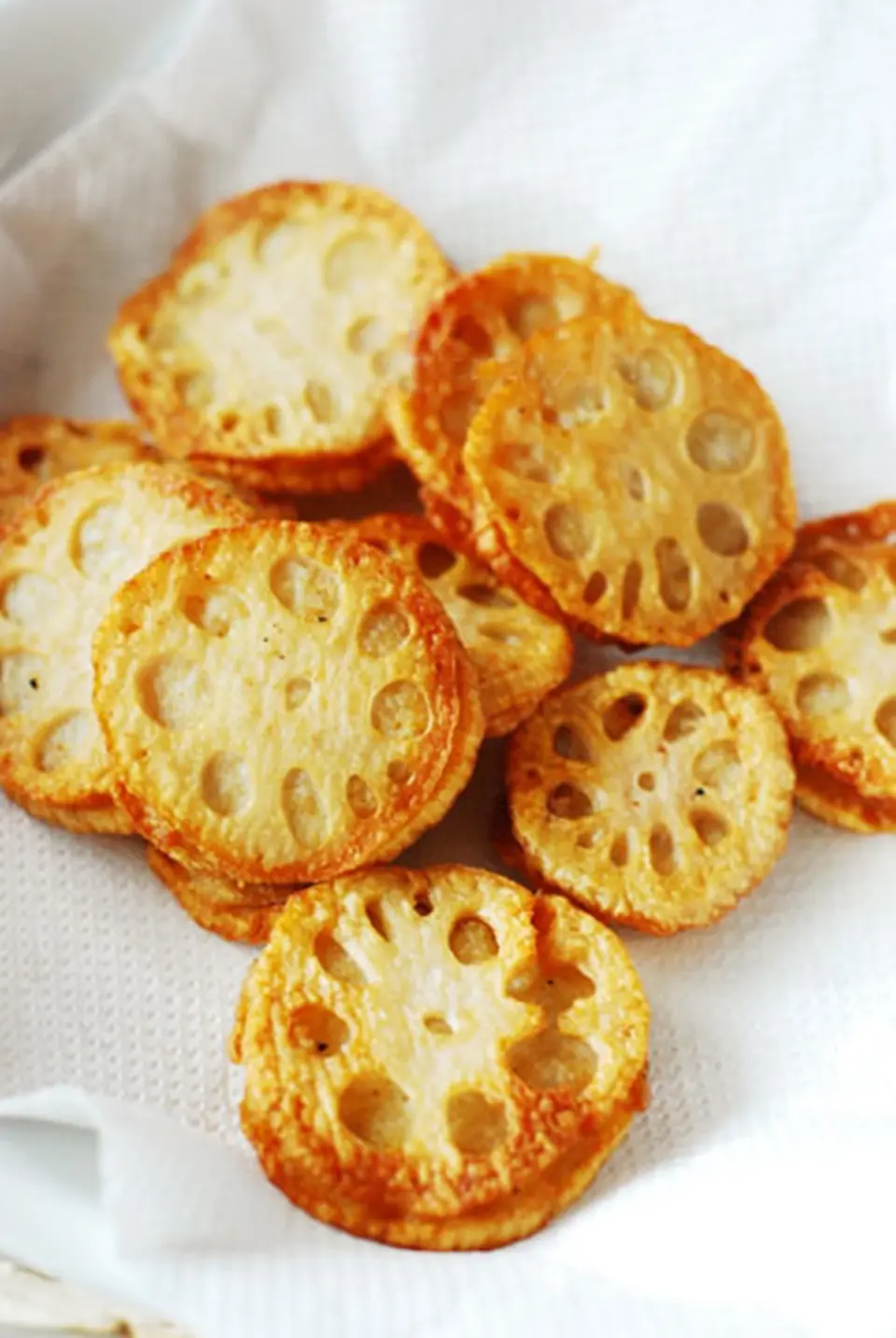 Củ sen chiên nấm cát tường
