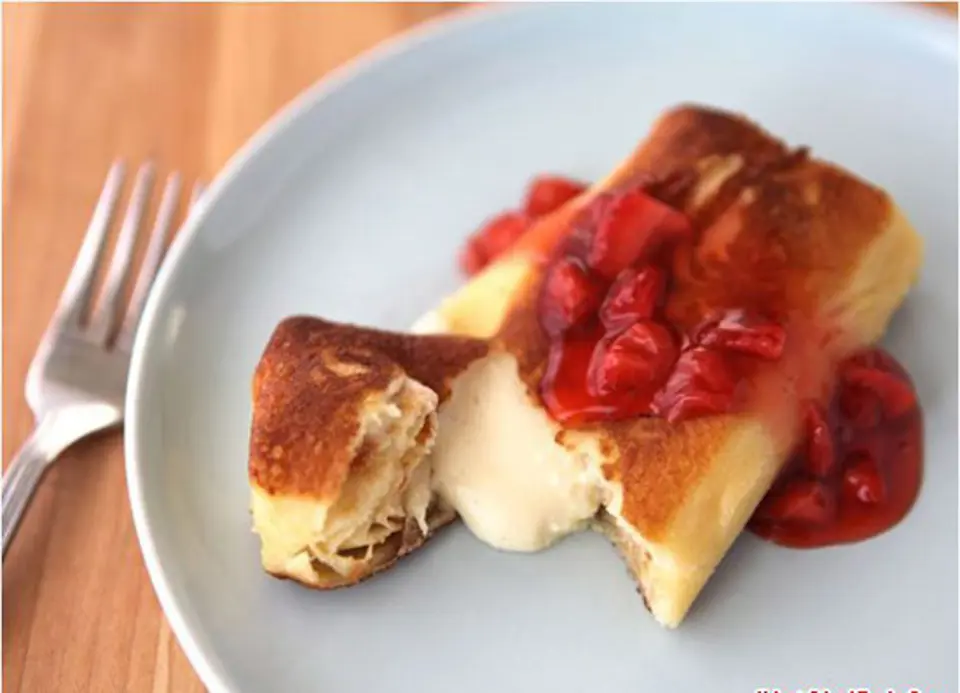 Hướng dẫn làm bánh Crepe phô mai ăn là mê Hướng dẫn làm bánh Crepe phô mai ăn là mê