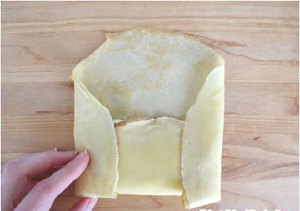 Hướng dẫn làm bánh Crepe phô mai ăn là mê Hướng dẫn làm bánh Crepe phô mai ăn là mê