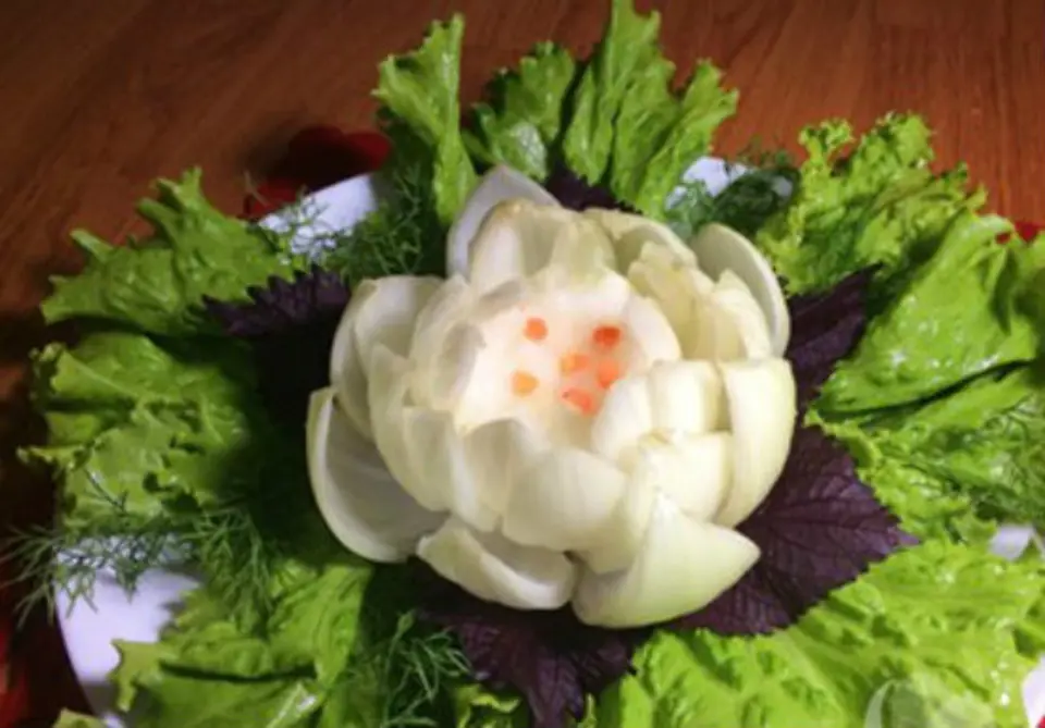 Hướng dẫn làm hoa sen từ hành tây